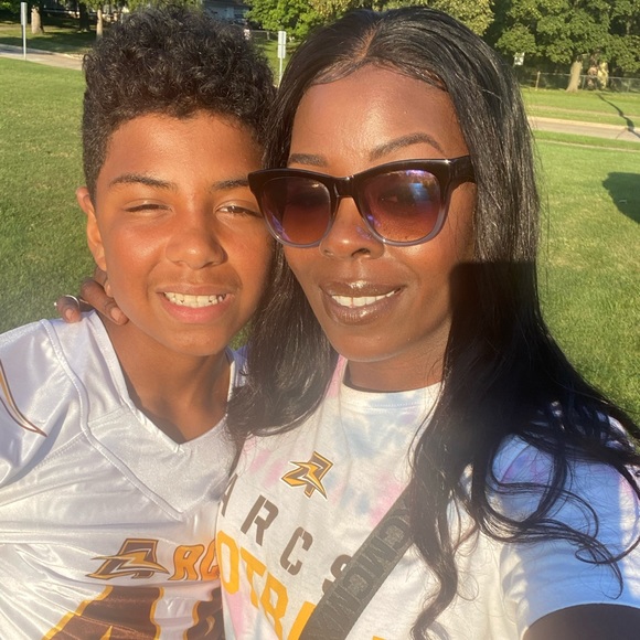 Meet your Posher, 🎀LaKish🎀 - Picture 5 of 10